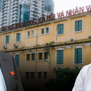 “Chọn ngày lành tháng tốt”, Trường đại học “đánh úp” thí sinh?